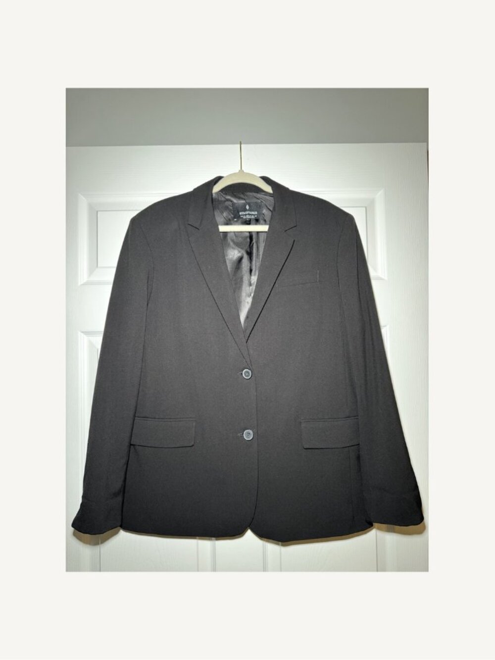 Stradivarius Black Two-Button Blazer Size M